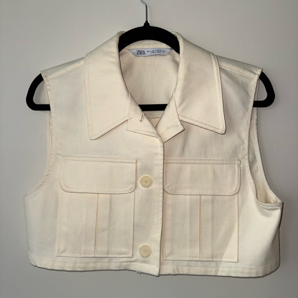 Zara Cream Textured Sleeveless Vest